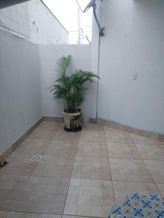 Apartamento Na Praia Dos Anjos アハイアウ・ド・カボ エクステリア 写真