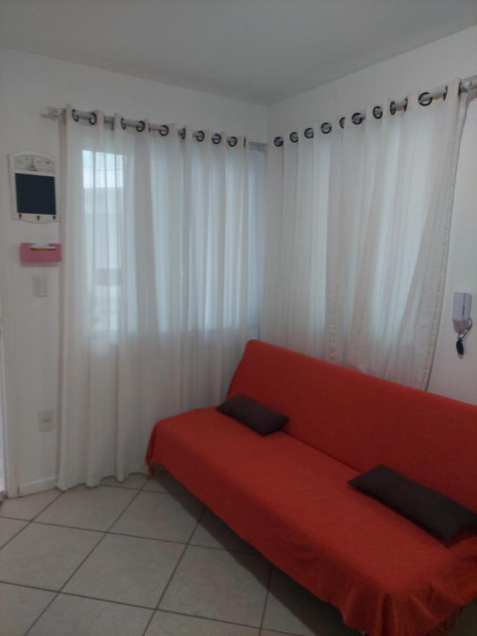 Apartamento Na Praia Dos Anjos アハイアウ・ド・カボ エクステリア 写真