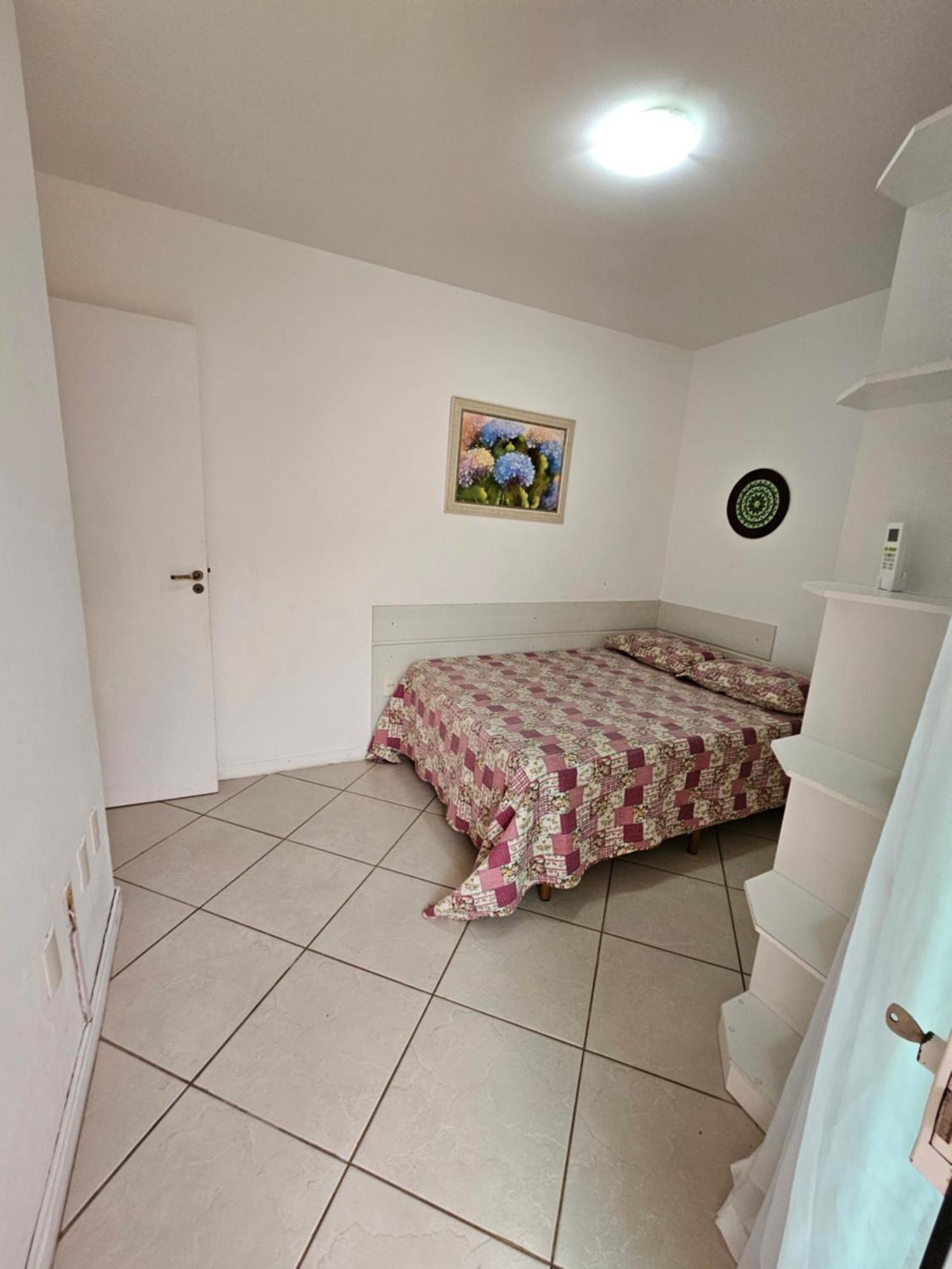 Apartamento Na Praia Dos Anjos アハイアウ・ド・カボ エクステリア 写真